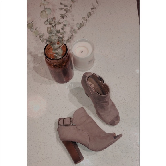 BAMBOO | Suede toe ankle boots - Picture 3 of 7